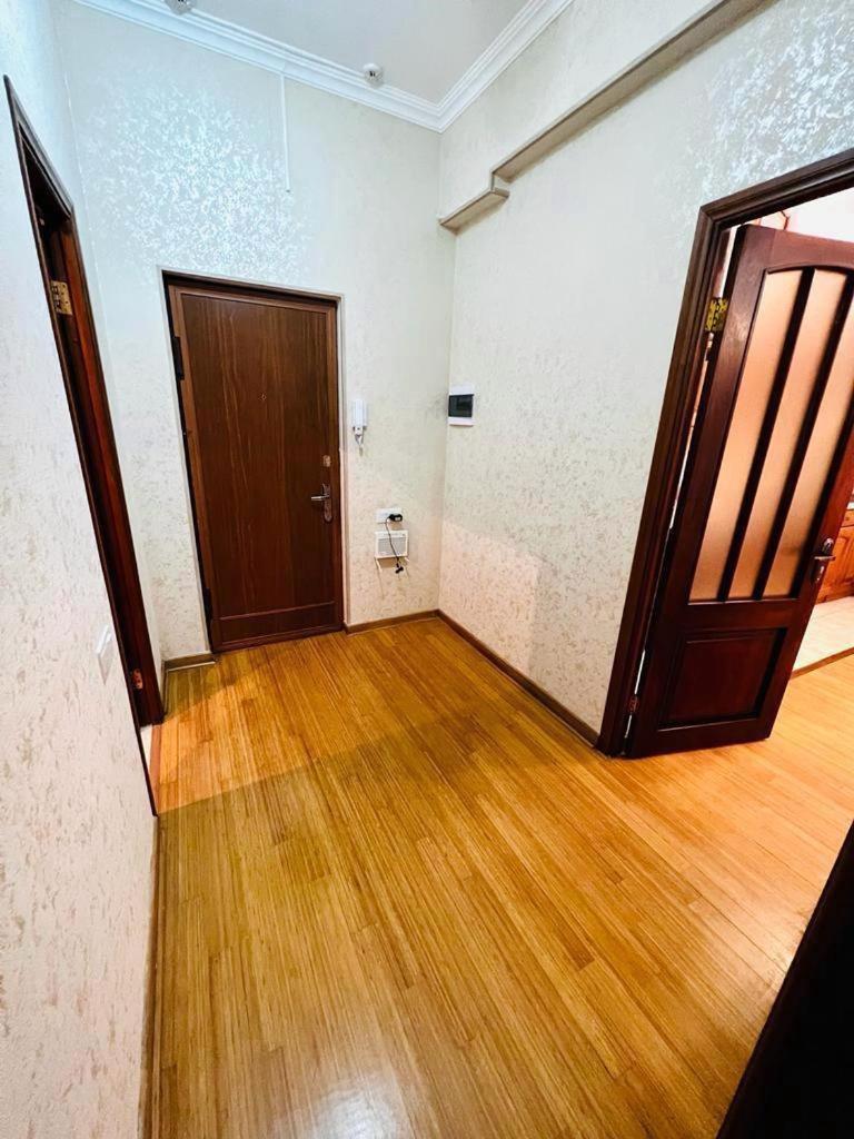 Cozy New Renovated 2 Bedroom+Balcony Apartment ,New Residential Building, Near Republic Square In City Center Yerevan Exterior photo